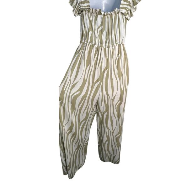 Easel Wide Leg Abstract Zebra Ruffled Flutter Sleeve Sage White Jumpsuit S NWT - Picture 11 of 12